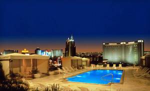 Serene Oasis in Heart of Vegas Strip 